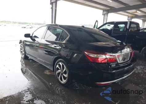2017 Honda Accord Ex-L z USA, uszkodzony, nr VIN 1HGCR2F81HA198042